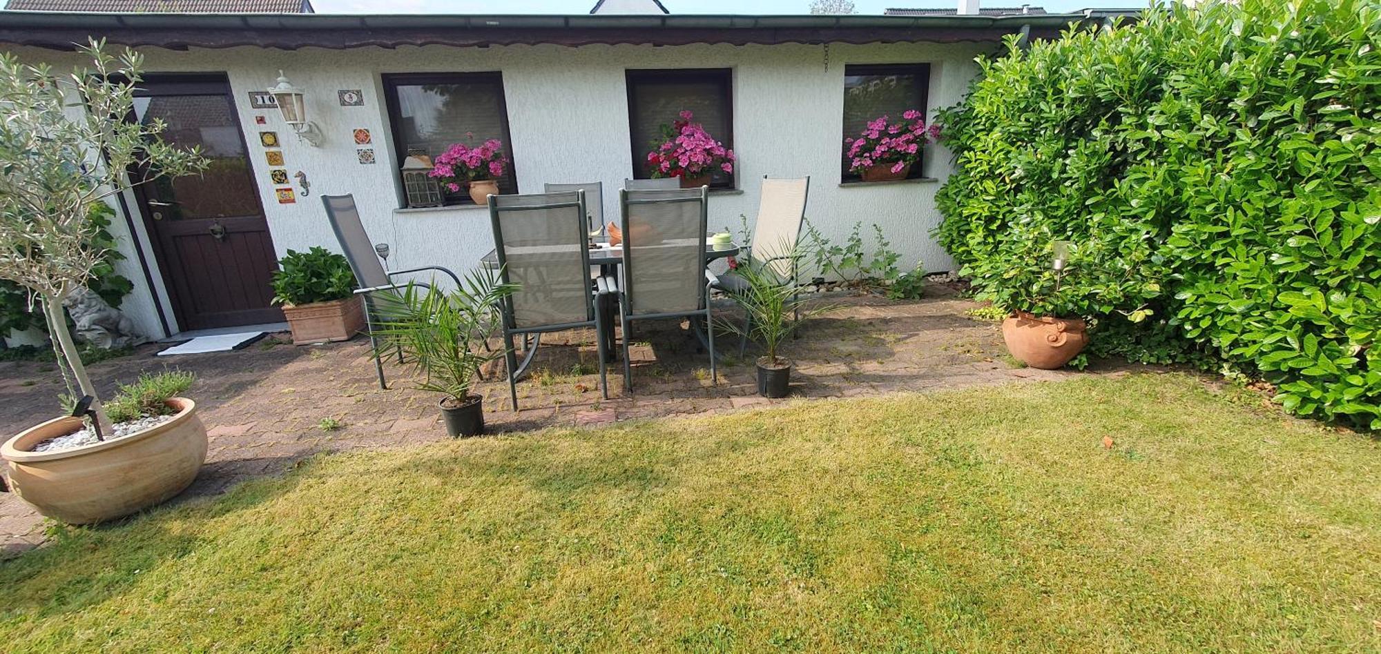 Apartment Garden *